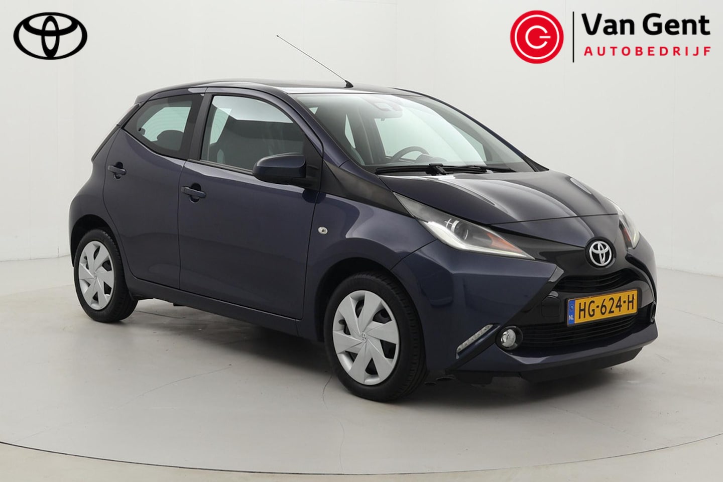 Toyota Aygo - 1.0 VVT-i x-play | Origineel NL | Volledige dealerhistorie | Cruise Control | Airco | Came - AutoWereld.nl