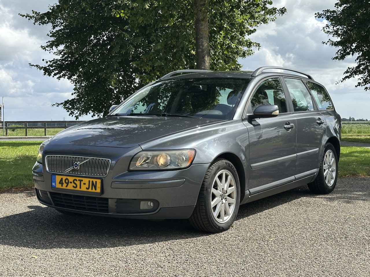 Volvo V50 - 2.4 Edition I Rijdt perfect * APK 07-2027 ijskoude airco - AutoWereld.nl