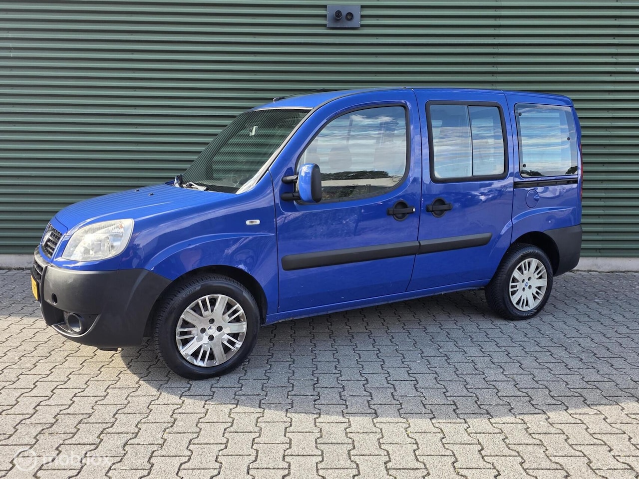 Fiat Doblò - 1.4 Dynamic|Benzine|Trekhaak|Nieuwe Apk|5-Pers - AutoWereld.nl