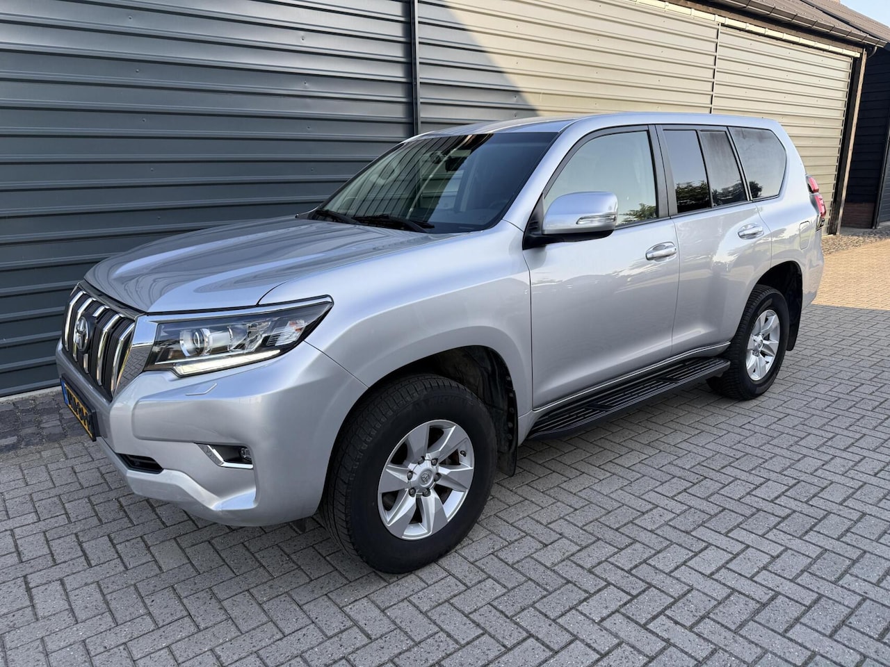 Toyota Land Cruiser Challenger - 2.8 D-4D-F A/T Van Trekhaak - AutoWereld.nl