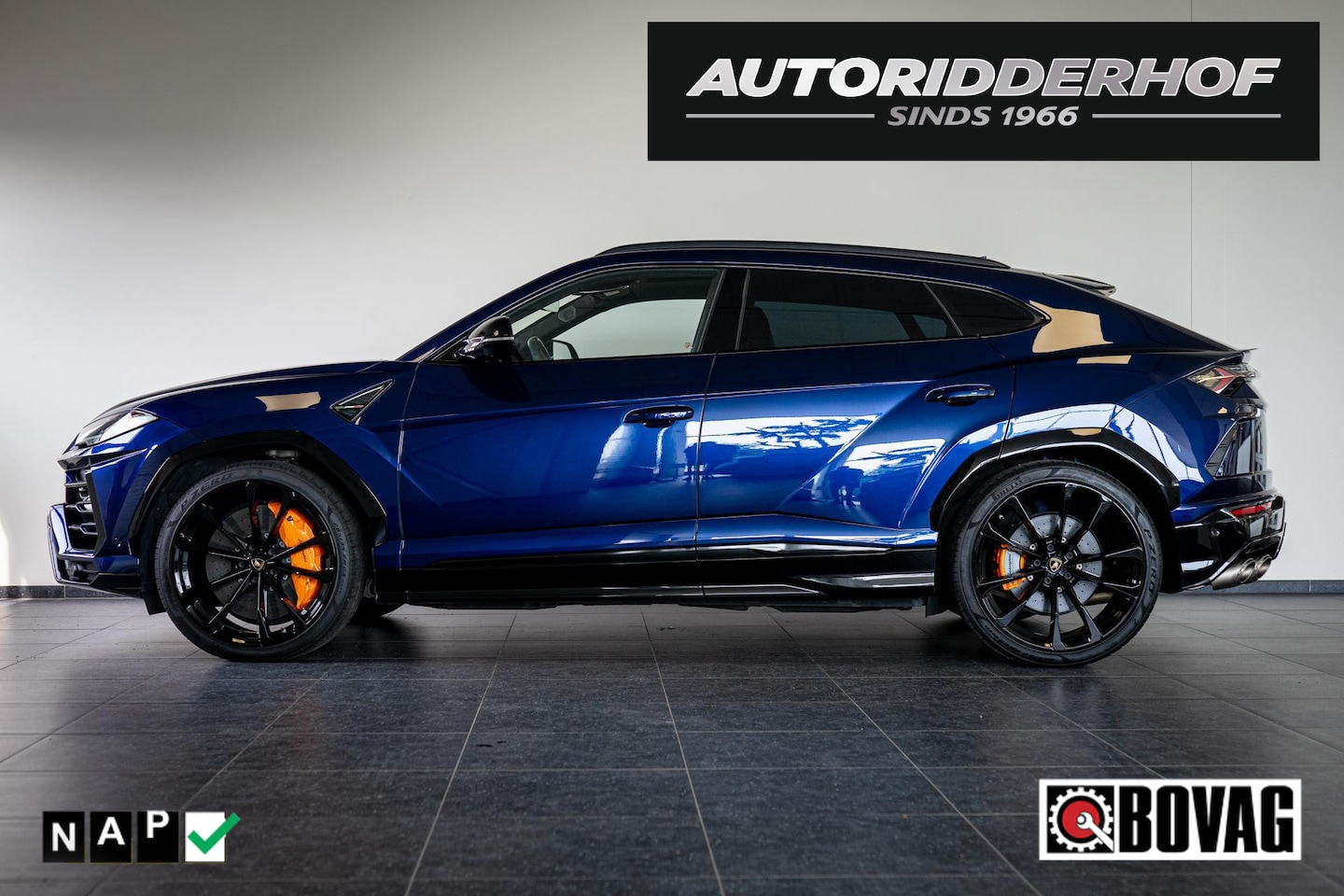 Lamborghini Urus - 4.0 V8 | Akra | 23 Inch | Pano | B&O | HUD - AutoWereld.nl
