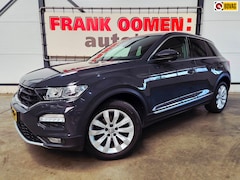 Volkswagen T-Roc - 1.5 TSI 150PK Sport OH historie|Beats sound|Sfeerverl|Apple|Android|DAB|Leder/stof|Stoelve