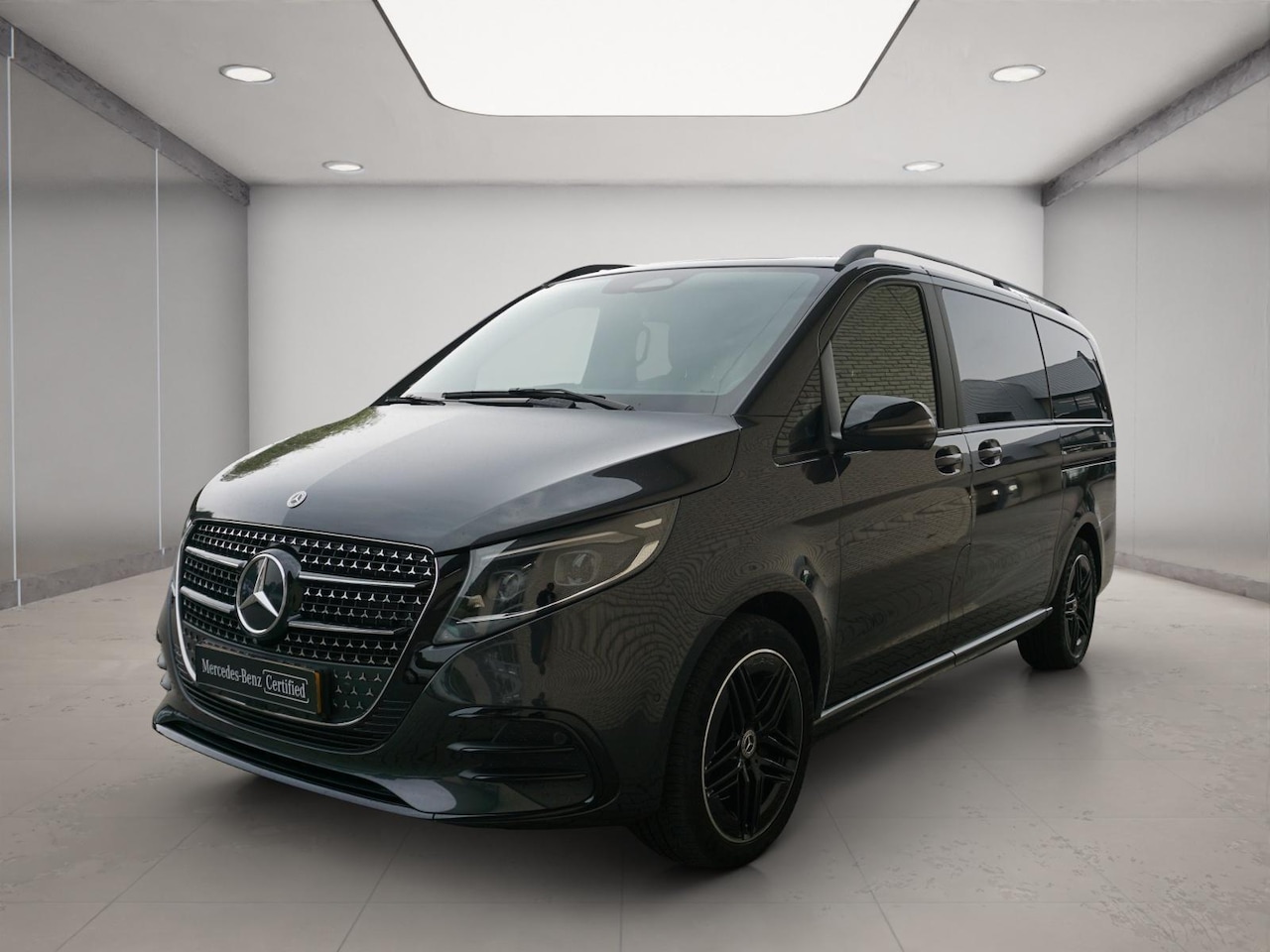 Mercedes-Benz V-klasse - V 300d 4-Matic L2 DC Exclusive AMG Line - AutoWereld.nl