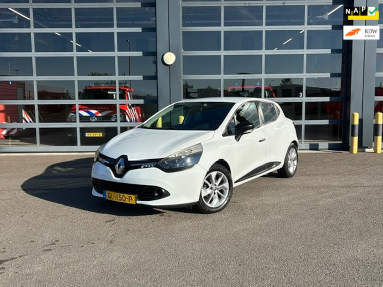 Renault Clio - 0.9 TCe Authentique 0.9 TCe Authentique - AutoWereld.nl