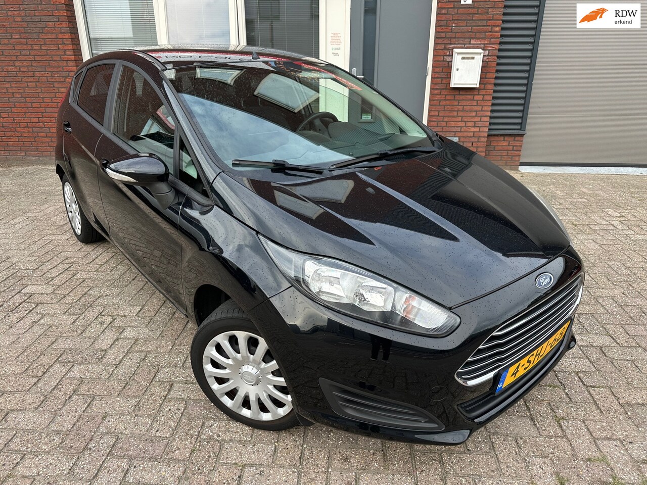Ford Fiesta - 1.0 Style / Navi / 5DRS / Airco / NAP / Riem v.v - AutoWereld.nl