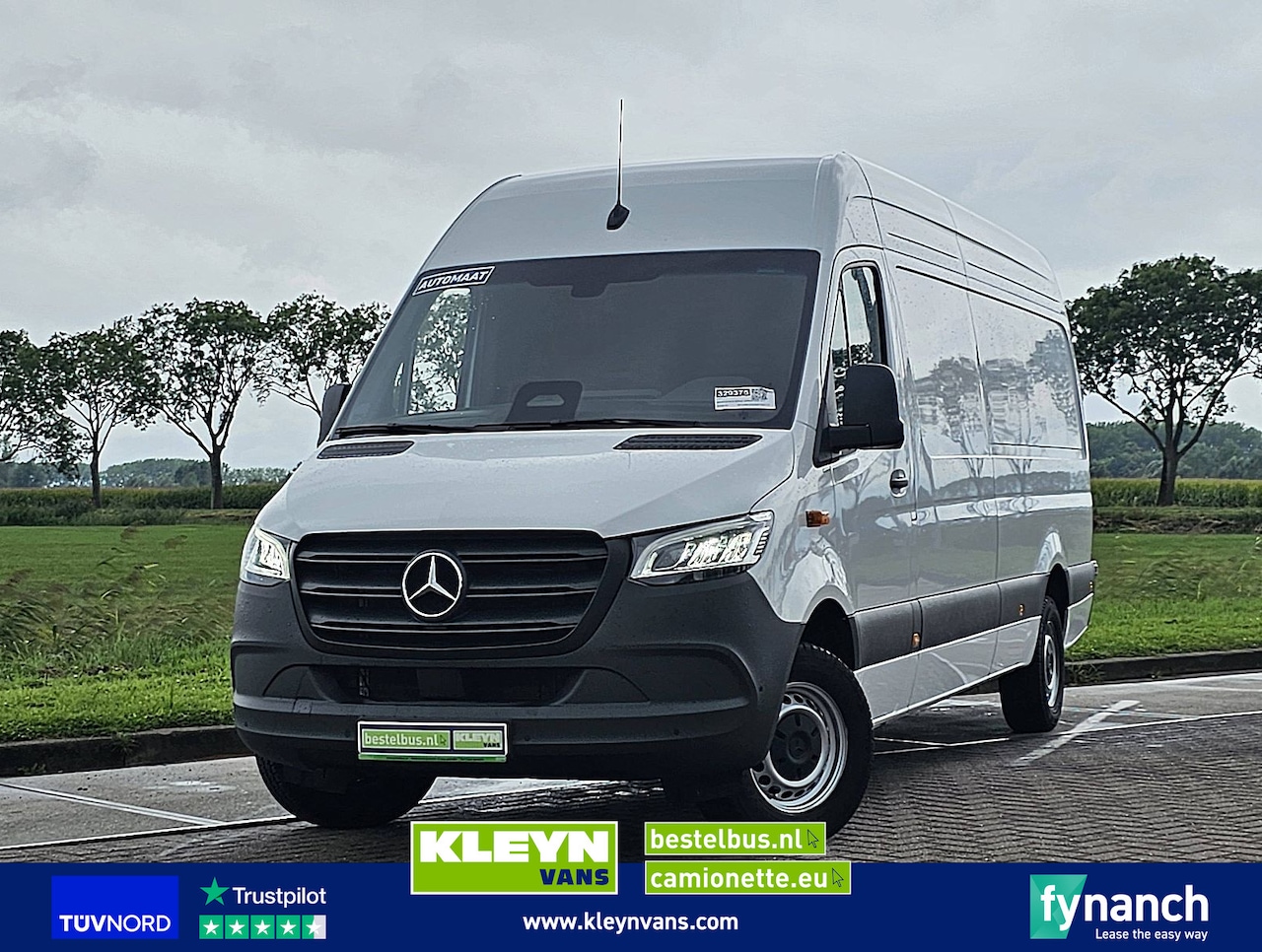 Mercedes-Benz Sprinter - 317 L3H2 Maxi LED Mbux10 - AutoWereld.nl