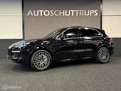 Porsche Cayenne - 4.0 Turbo BURMESTER / 4WS / NIGHTVISION / ELEKTR. TR.HAAK / SPORTCHRONO / DEALER O.H. / ST