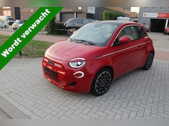 Fiat 500 - La Prima 42 kWh Pano-Clima-Cruise-Led-Navi-Leder-Camera-JBL