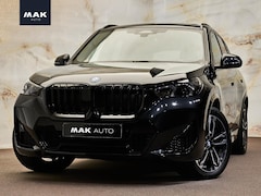 BMW X1 - xDrive30e M Sport Pro , NL-auto, pano, tr.haak, H/K, 19", keyless, privacy