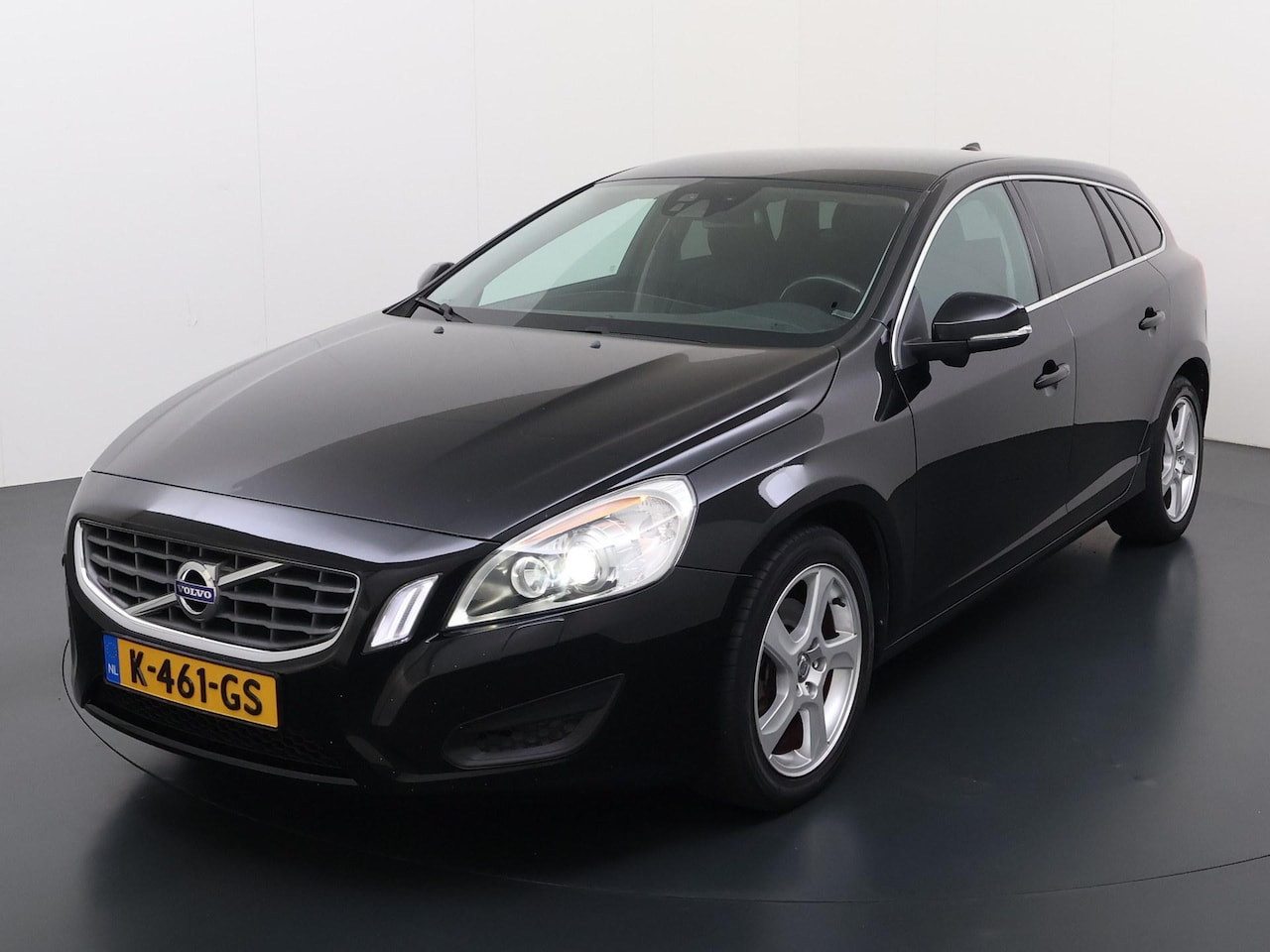 Volvo V60 - 1.6 T4 Summum 1.6 T4 Summum - AutoWereld.nl