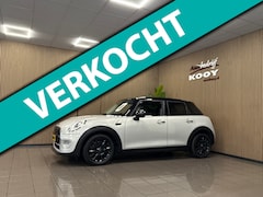 MINI 5-Deurs - 1.5 Cooper Chili Business * Panoramadak / LED / Navigatie / LM Velgen / NL Auto
