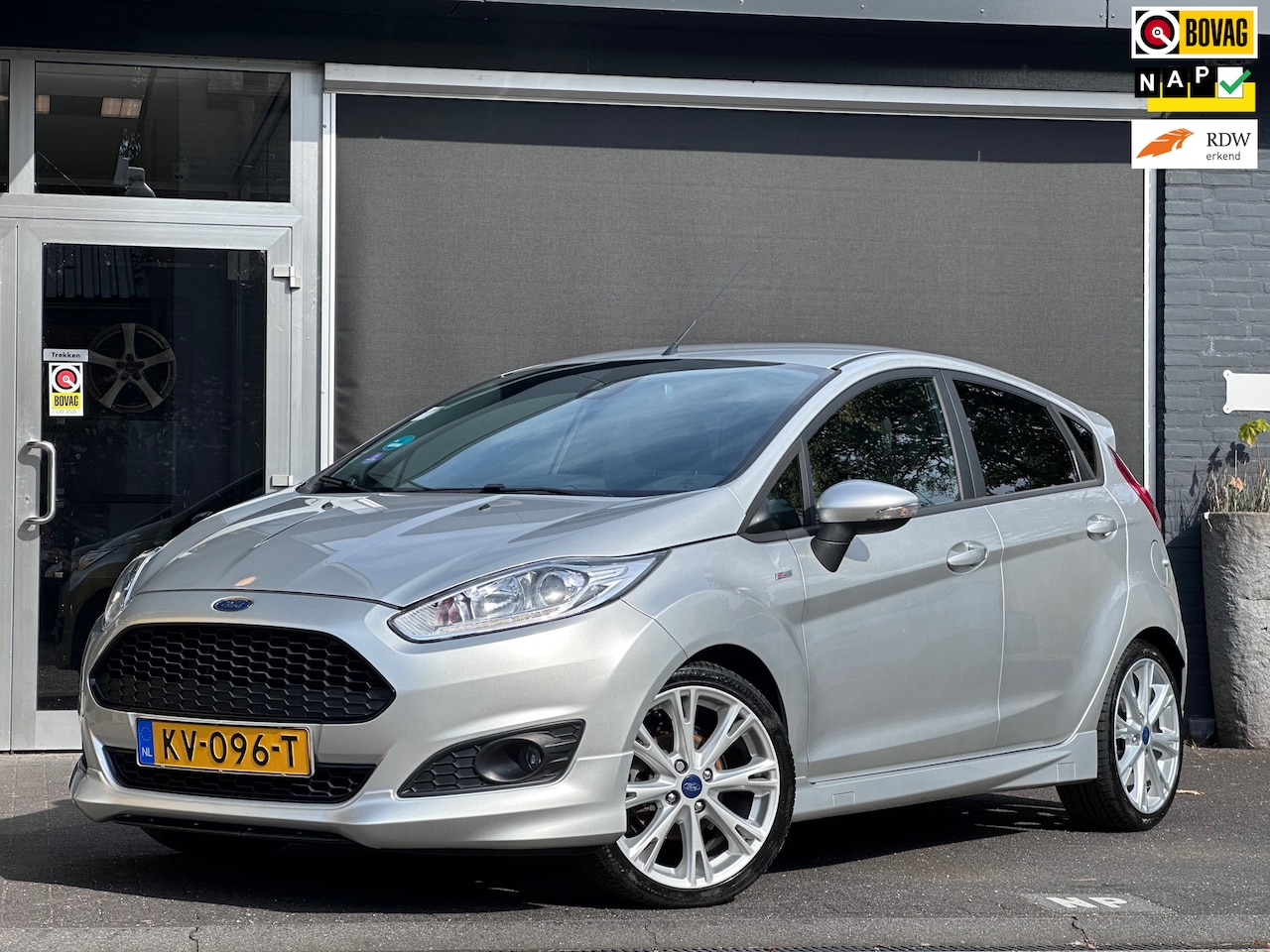 Ford Fiesta - 1.0 EcoBoost ST Line ORG NL / CLIMA / CRUISE / NAVI / NAP - AutoWereld.nl