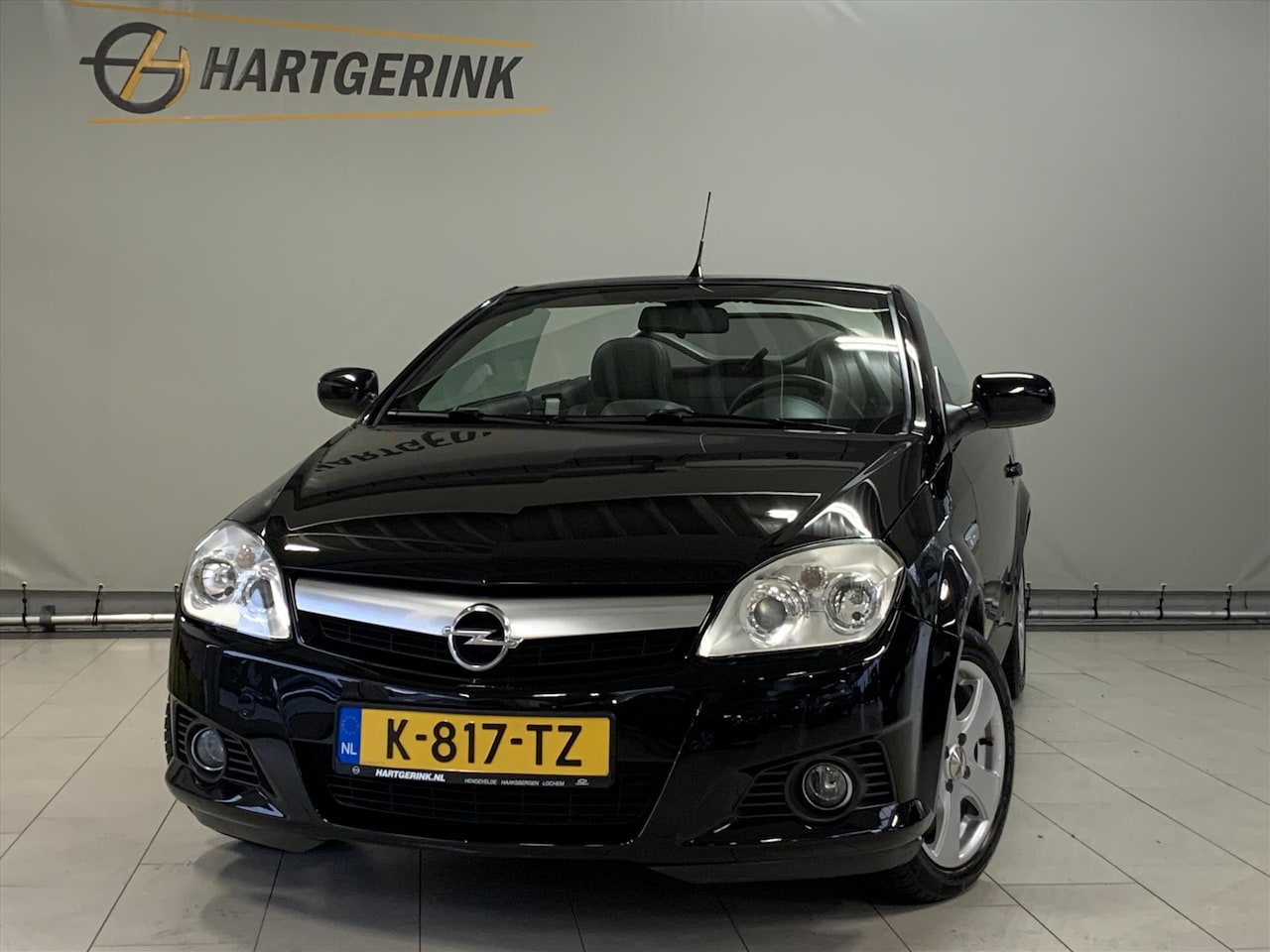 Opel Tigra TwinTop - 1.4 16V Rhythm *AIRCO* APK T/M augustus 2027 - AutoWereld.nl