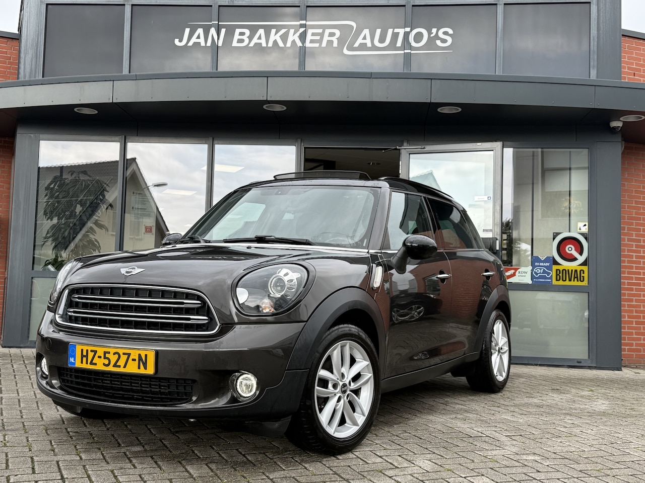 MINI Countryman - 1.6 Cooper D Chili ✅ Panoramadak ✅ Stoelverw. ✅ Xenon ✅ Cruise ✅ - AutoWereld.nl