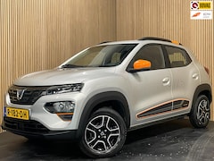 Dacia Spring - Comfort Plus (Orange Pack) 27 kWh|AIRCO|LEDER|CARPLAY|CRUISE CTRL|ACHTERUITRIJCAMERA|NAVI|
