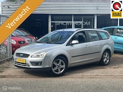 Ford Focus Wagon - 1.6-16V Futura