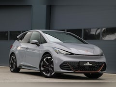 CUPRA Born - Adrenaline|82 kWh| AdaptiveCruise Trekhaak PrivacyGlass AppleCarplay ParkAssist LaneAssist