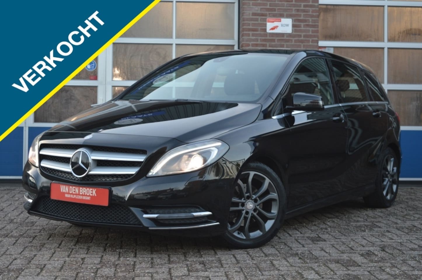 Mercedes-Benz B-klasse - 180 Ambition | AUT - NAVI - TRK.HAAK - AutoWereld.nl