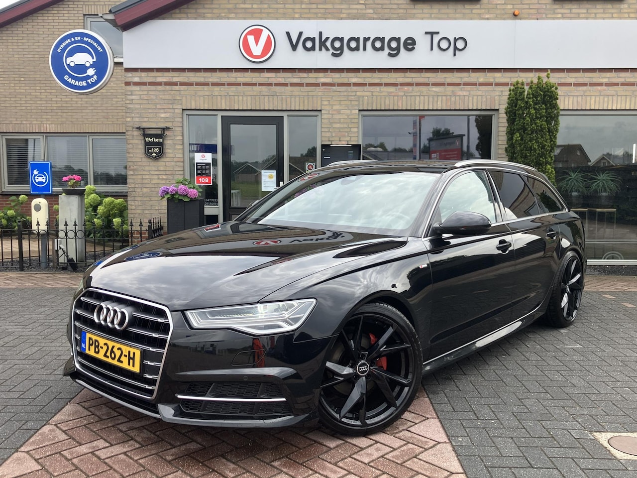 Audi A6 Avant - 1.8 TFSI ultra S-line Edition | HUD | Pano | Trekhaak | NAP - AutoWereld.nl