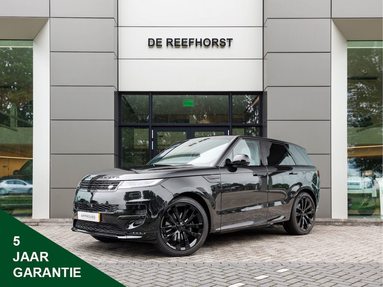 Land Rover Range Rover Sport - 3.0 P460e Dynamic HSE PHEV | 23'' Gloss Black | Light Coud | Premium Upgrade Interior Pack - AutoWereld.nl