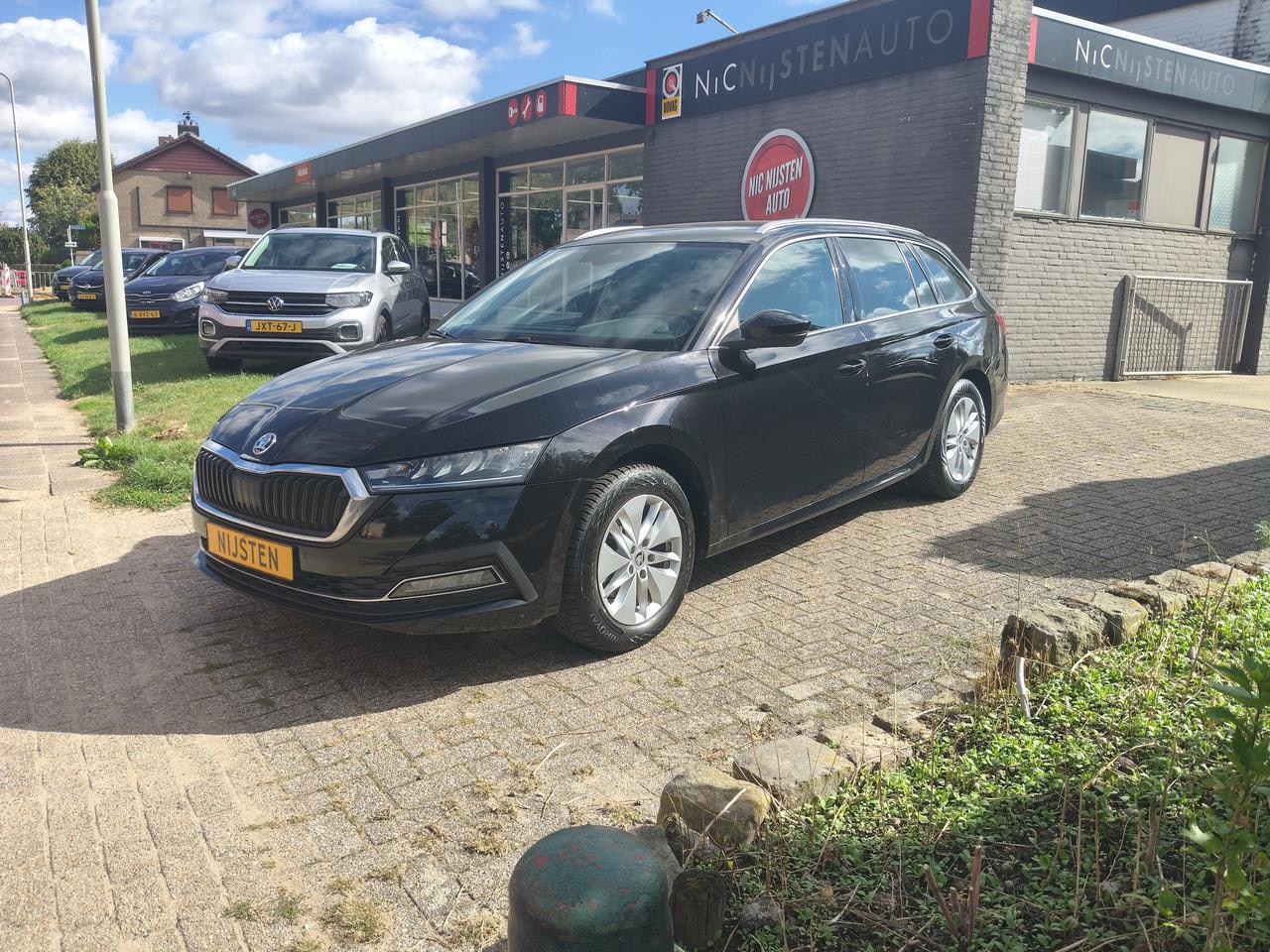 Skoda Octavia Combi - 1.0i Ambition, Cruise, Navi, Dig Display, PDC - AutoWereld.nl