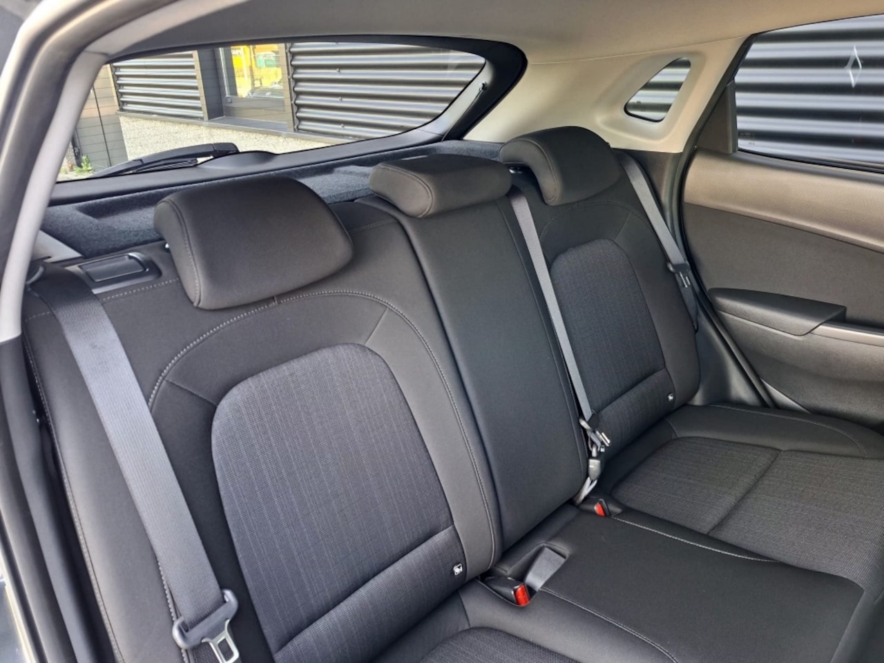 Hyundai Kona - 1.6 GDI HEV Fashion 1.6 GDI HEV Fashion