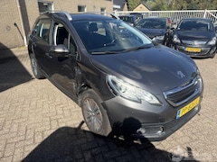 Peugeot 2008 - 1.2 PureTech Active REST BPM €300,