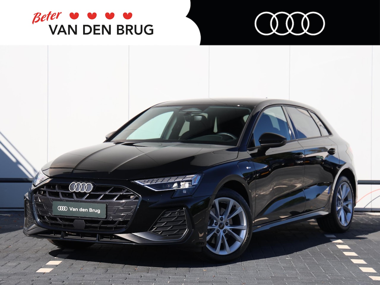 Audi A3 Sportback - 1.5 e-hybrid S edition 204pk | Camera | Keyless | Adaptive Cruise | Elek. bestuurderstoel - AutoWereld.nl
