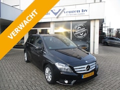 Mercedes-Benz B-klasse - B 180 122PK 7G-DCT/ HOGE INSTAP / COMFORT