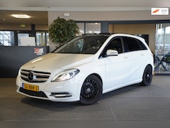 Mercedes-Benz B-klasse - 180 DCT Pano Navi Xenon Leder trekhaak Pdc