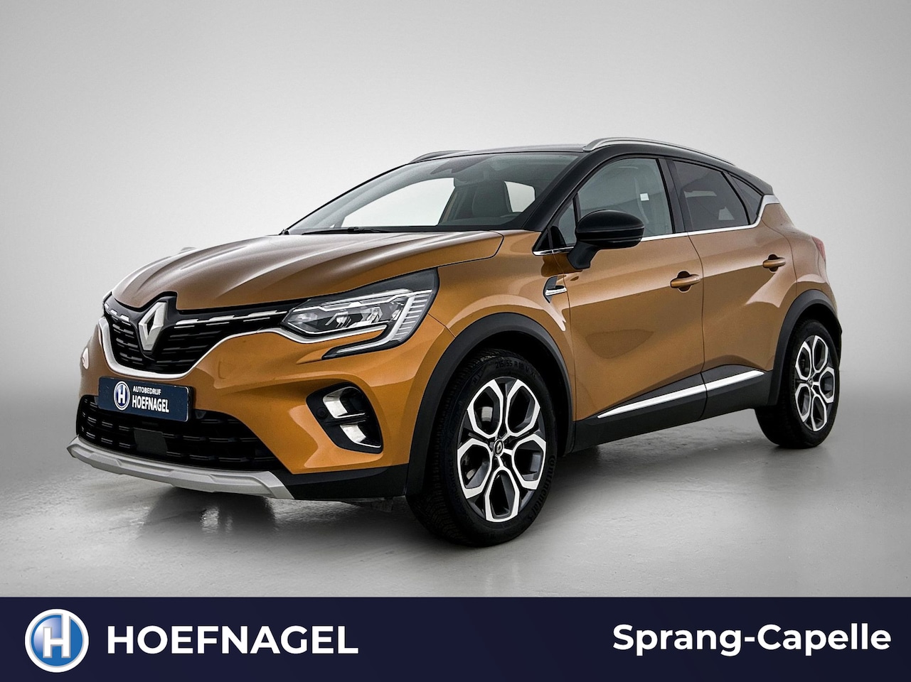 Renault Captur - 1.3 TCe 155 Intens | Trekhaak | Camera | Navigatie | Cruise Control | Stoelverwarming - AutoWereld.nl