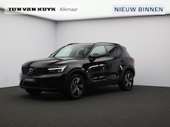Volvo XC40 - 2.0 B4 Plus Dark Harman Kardon / Stoelverwarming voor & achter / Memory seats / Trekhaak /