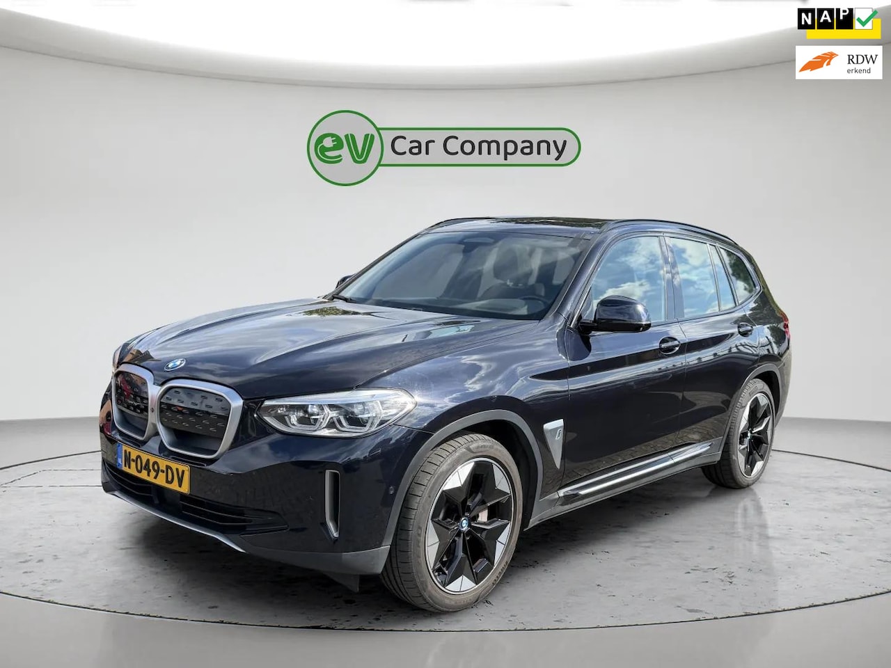 BMW iX3 - High Executive 80 kWh | SOH 91% | Panoramadak | Harman Kardon | 360 Camera | Headup | Memo - AutoWereld.nl