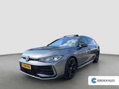 Volkswagen Passat Variant - 1.5 eTSI R-Line Business | Wegklapbare trekhaak | Panoramadak | Camera | Elektrische achte