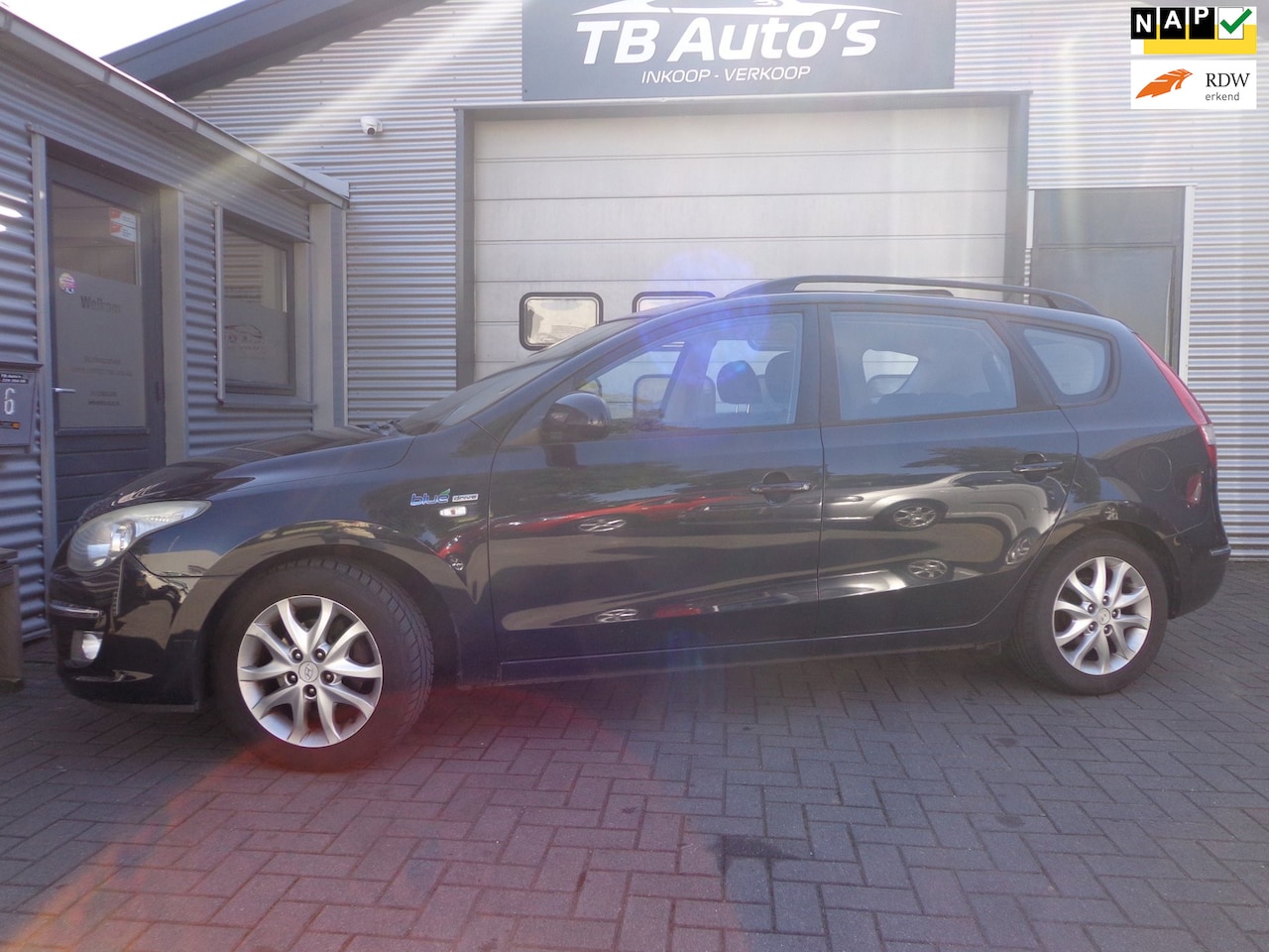Hyundai i30 CW - 1.6i Dynamic Business ! HANDEL / EXPORT ! - AutoWereld.nl