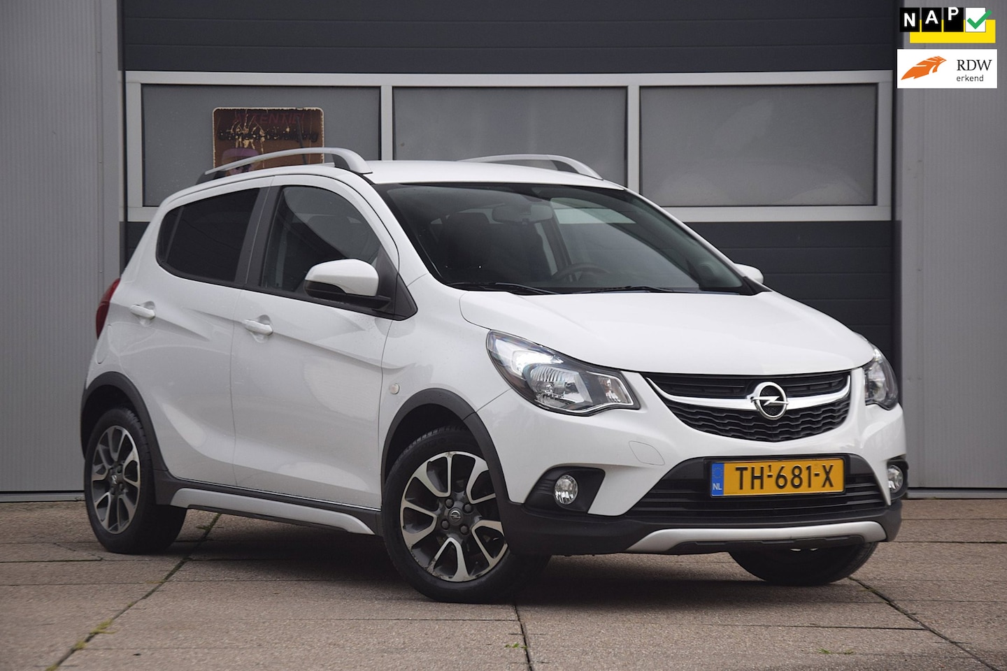 Opel Karl - 1.0 Rocks Online Edition APPLE CARPLAY/STUURVERWARMING/AIRCO/CRUISE CONTROL - AutoWereld.nl