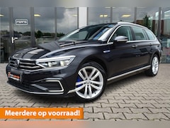 Volkswagen Passat Variant - 1.4 TSI PHEV GTE | Pano | Trekhaak | 360 Camera |