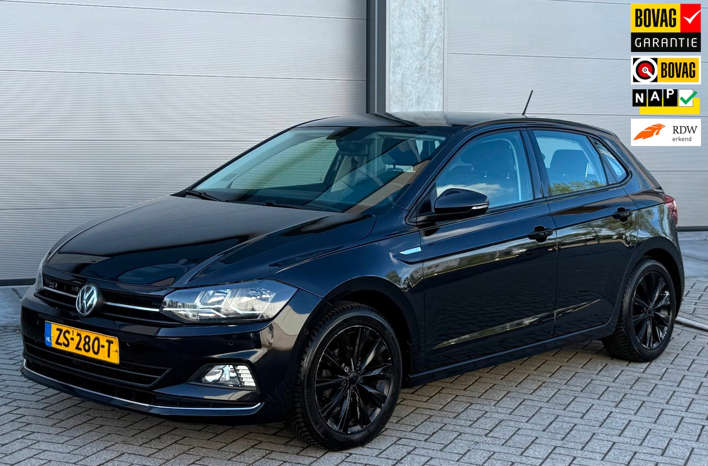 Volkswagen Polo - 1.0 TSI Highline R Zwart 2019 APK|ACC|PDC - AutoWereld.nl