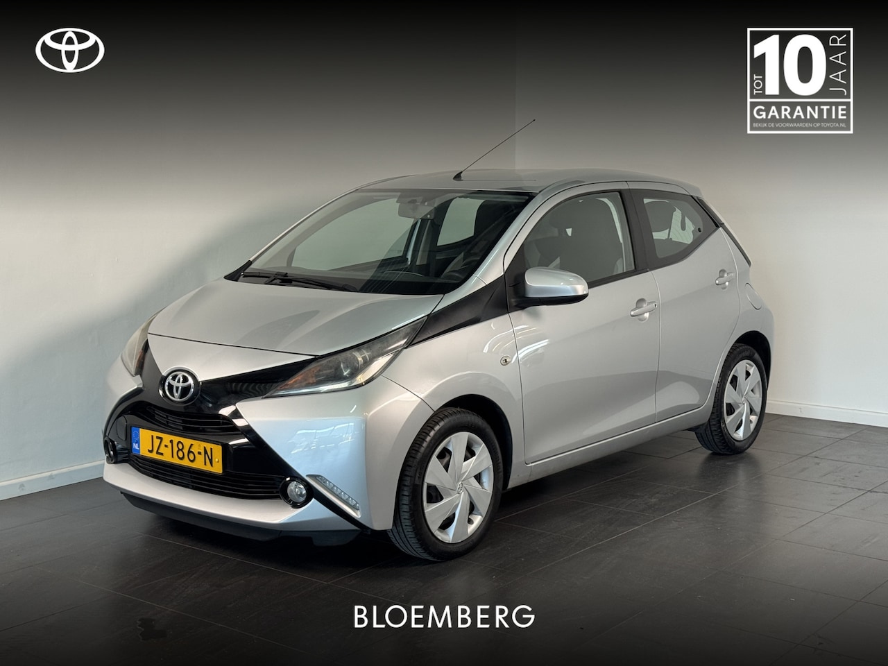 Toyota Aygo - 1.0 VVT-i x-play | Achteruitrijcamera | Airco | - AutoWereld.nl