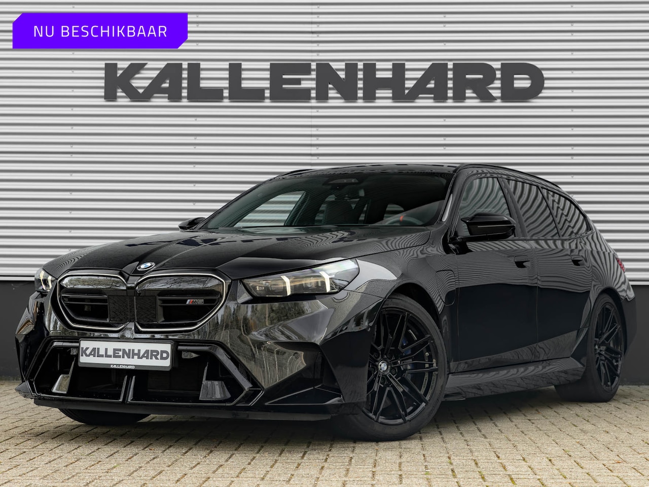 BMW 5-serie Touring - M5 - Pano - Trekhaak - Bowers & Wilkins - AutoWereld.nl