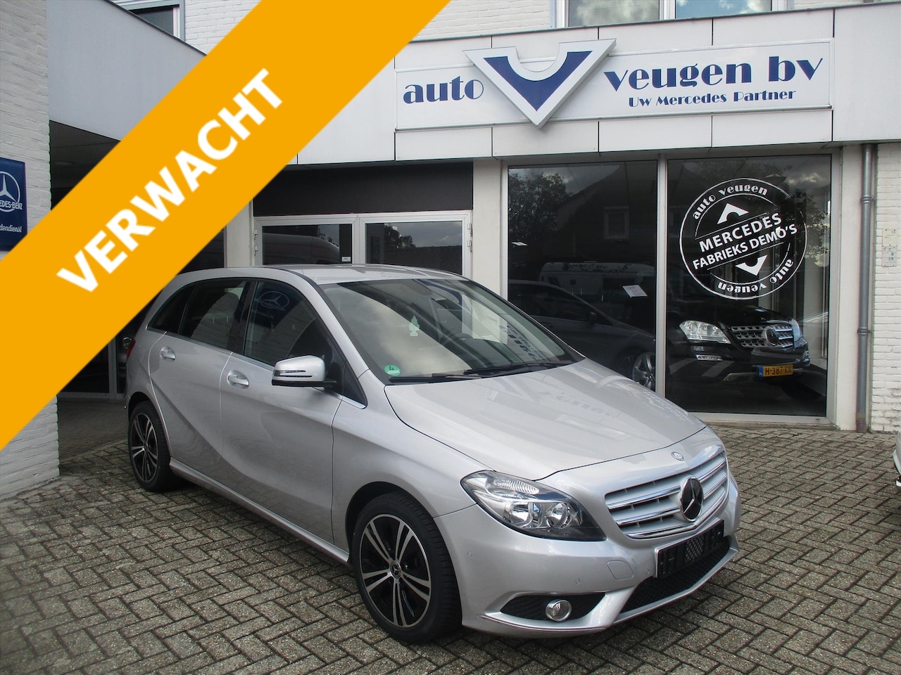 Mercedes-Benz B-klasse - B 180 122PK 7G-DCT/APPLE CARPLAY - AutoWereld.nl
