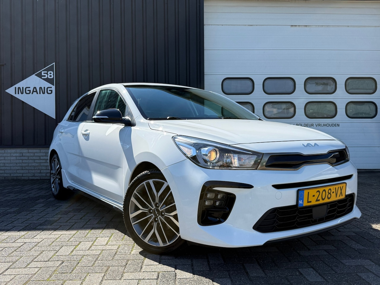 Kia Rio - 1.0 T-GDi MHEV GT-Line/ stoel| stuurverwarming| PDC|Privacy | keyless|120 pk! - AutoWereld.nl