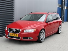 Volvo V70 - 2.5T R-Design - Automaat - Navi - Xenon - Leder