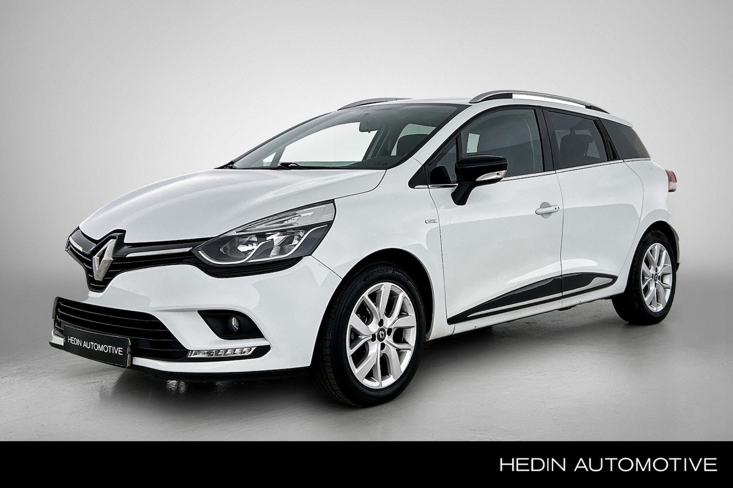Renault Clio Estate - 0.9 TCe Limited | Apple carplay/Android Auto | Cruise control | DAB+ Radio | Parkeersensor - AutoWereld.nl