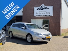 Opel Astra Sports Tourer - 1.4 Turbo Cosmo