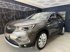 Opel Grandland X - 1.2 Turbo ultimate 130pk /CarPlay / stoelverwarming/ ventilatie / lederbekleding
