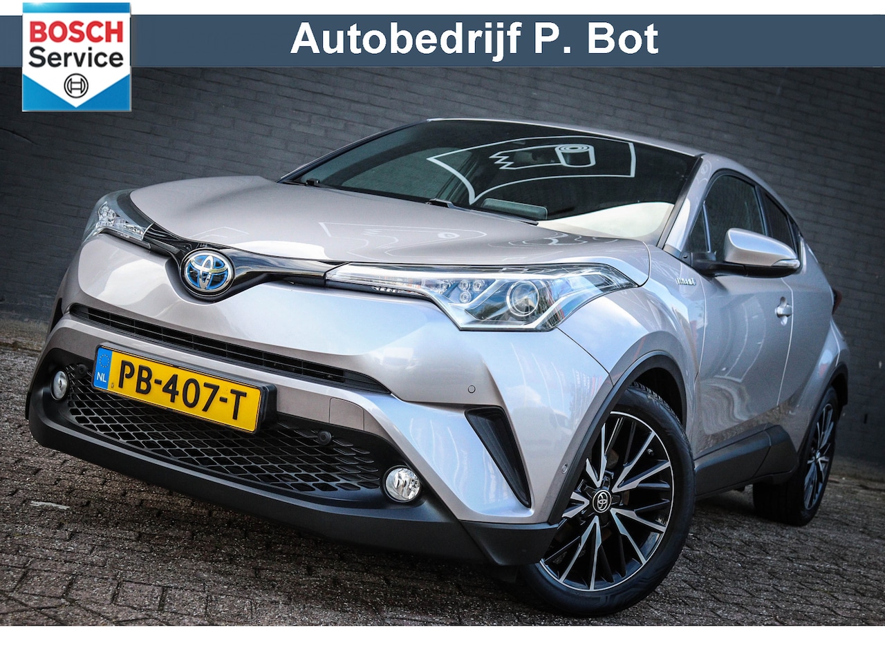 Toyota C-HR - 1.8 Hybrid Executive Net binnen-Nu al te bezichtigen - AutoWereld.nl
