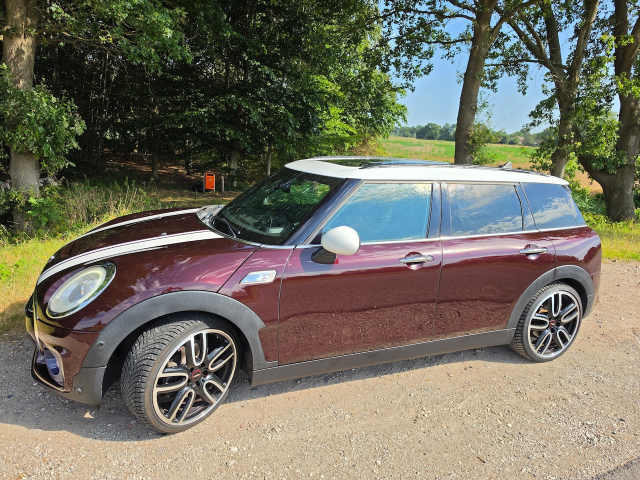 MINI Clubman - 2.0 Cooper S Chili Serious Business S John Cooper Works - AutoWereld.nl