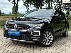 Volkswagen T-Roc - 1.0 TSI Style Trekhaak / Camera / Stoelverwarming