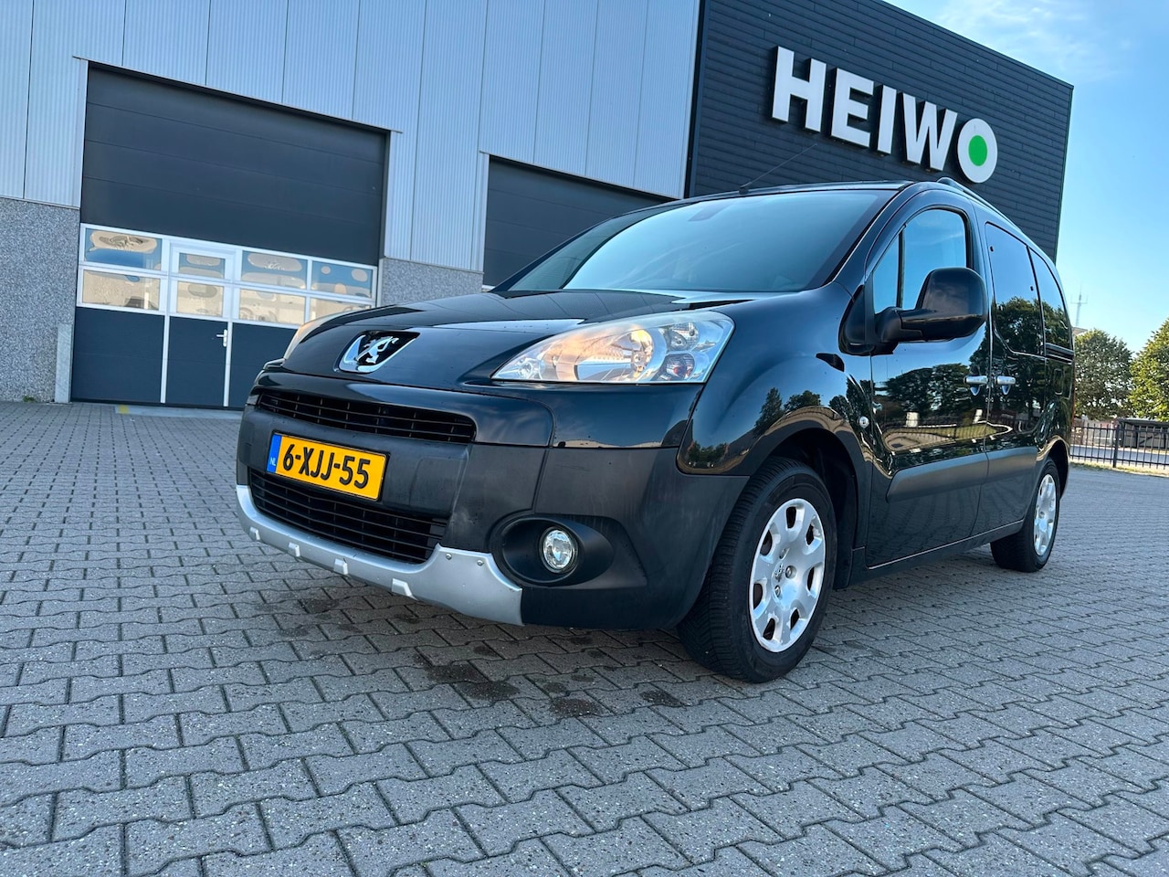 Peugeot Partner Tepee - 1.6 XR 1.6 XR - AutoWereld.nl